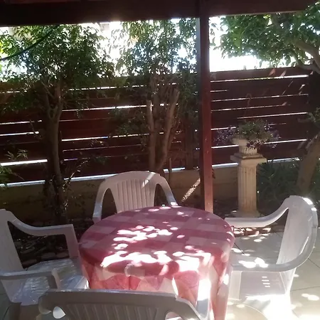 Patio *